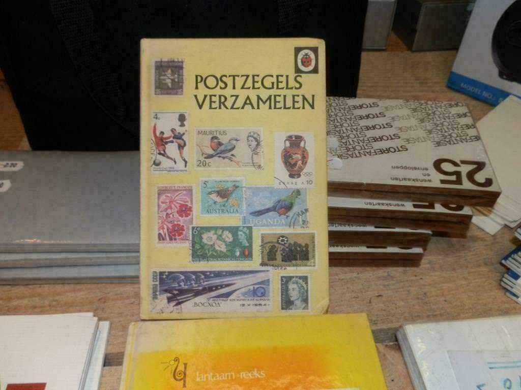 Boekje postzegels verzamelen, Muziek en Instrumenten, Instrumenten | Toebehoren, Ophalen of Verzenden, Hoorn
