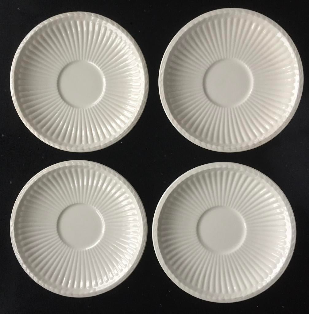 Wedgwood Edme Plain 4 (genummerde) schotels, Huis en Inrichting, Gebruikt, Ophalen of Verzenden, Wedgwood, Kop(pen) en/of Schotel(s)