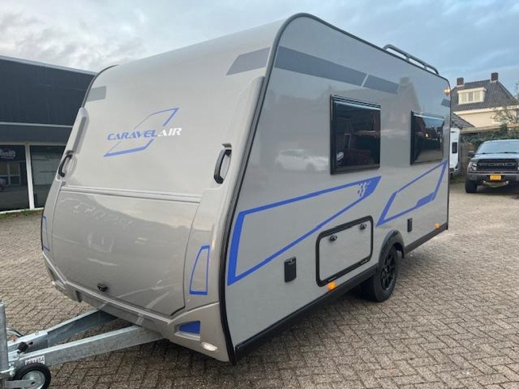 Caravelair Sport Line 410 Nieuw 2025, Caravans en Kamperen, Schokbreker, Bedrijf, Treinzit, Lengtebed