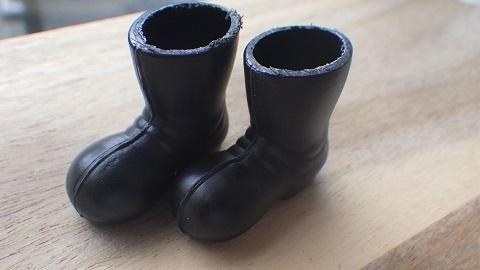 Poppenhuis: Laarzen voor in de Tuin, Verzamelen, Poppenhuizen en Toebehoren, Ophalen of Verzenden, Nieuw, Poppenhuis