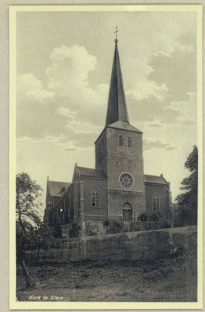 Stein - Kerk, Verzamelen, Ansichtkaarten | Nederland, Verzenden, 1940 tot 1960, Ongelopen, Limburg