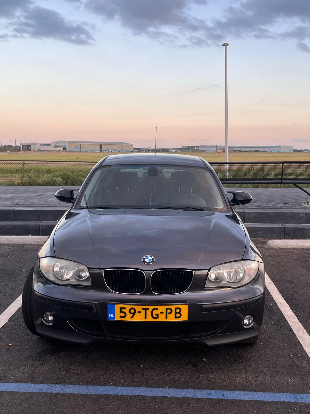 BMW 1-Serie 2.0 118I 2006 Grijs, Auto's, 1-Serie, Achterwielaandrijving, 1995 cc, 4 cilinders