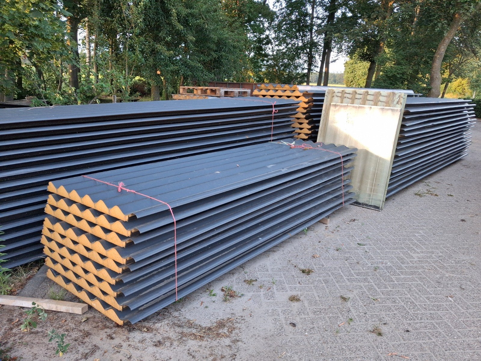 Gebruikte sandwichpanelen dak golfplaatprofiel, Ophalen, Gebruikt