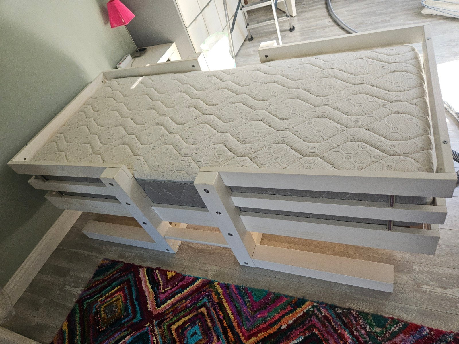kinderbed bed 1 persoons wit hout bedframe 90x200, Ophalen, Gebruikt, Eenpersoons, Wit