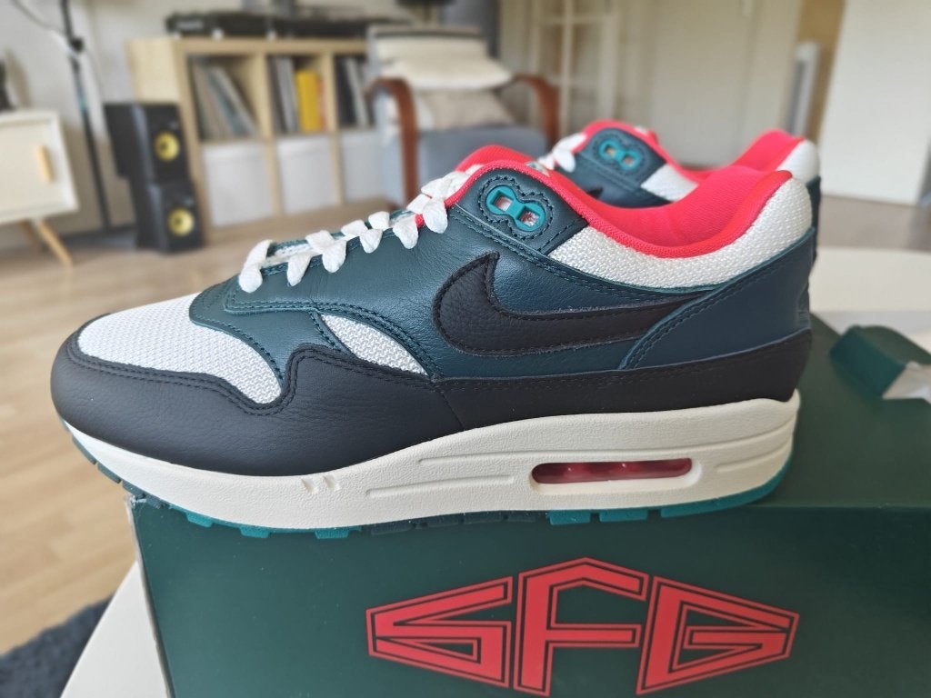 Nike Air Max 1 Liverpool Lebron James, Ophalen, Overige kleuren, Nike, Nieuw