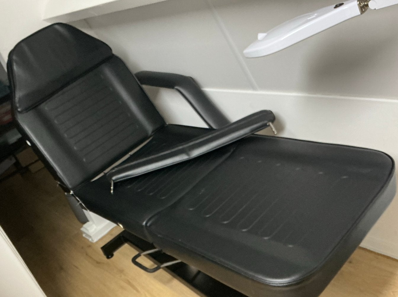 Hidraulishe behandelings stoel - Pedicure/Massage  met husje, Ophalen, Overige materialen, Gebruikt, Zwart