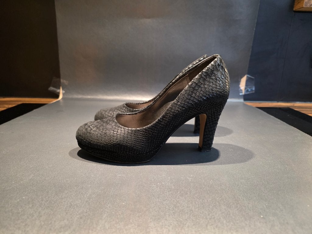 Clarks narrative leren pumps met print mt 36, Kleding | Dames, Schoenen, Pumps, Zwart, Ophalen of Verzenden, Clarks