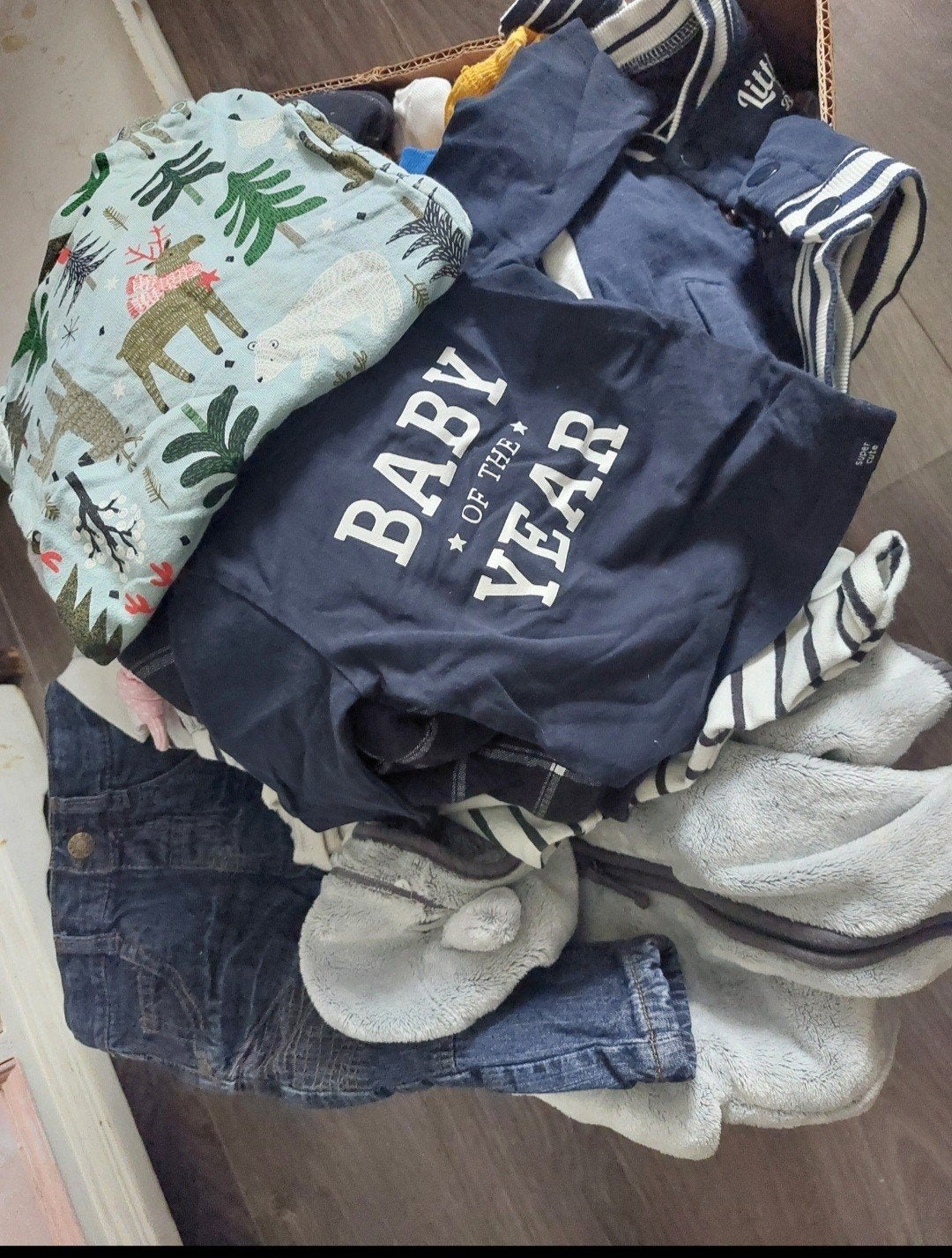 doos baby kleding en spullen, Ophalen of Verzenden