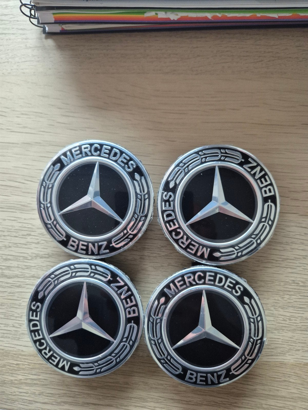 Mercedes Benz Naafdoppen - 75mm (Set van 4), Auto diversen, Wieldoppen, Ophalen of Verzenden, Nieuw
