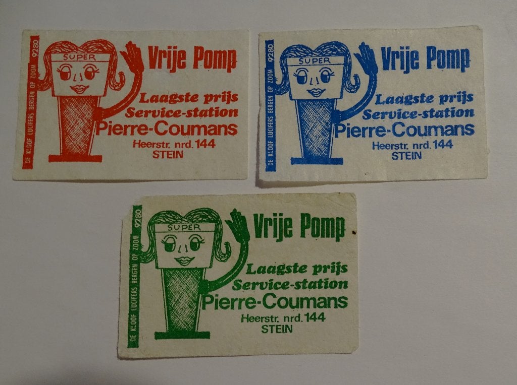 VRIJE POMP   Service Station   Pierre Coumans   STEIN, Verzamelen, Verzenden, Luciferdoosjes of -merken