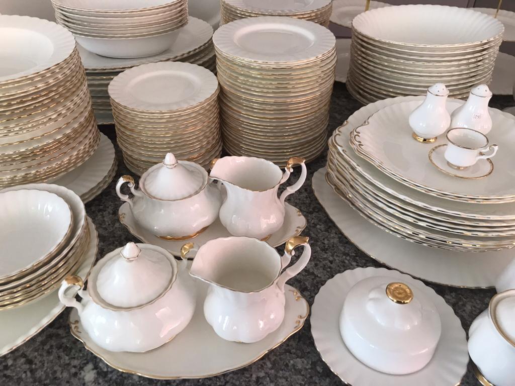 Royal albert val dor divers servies, Ophalen