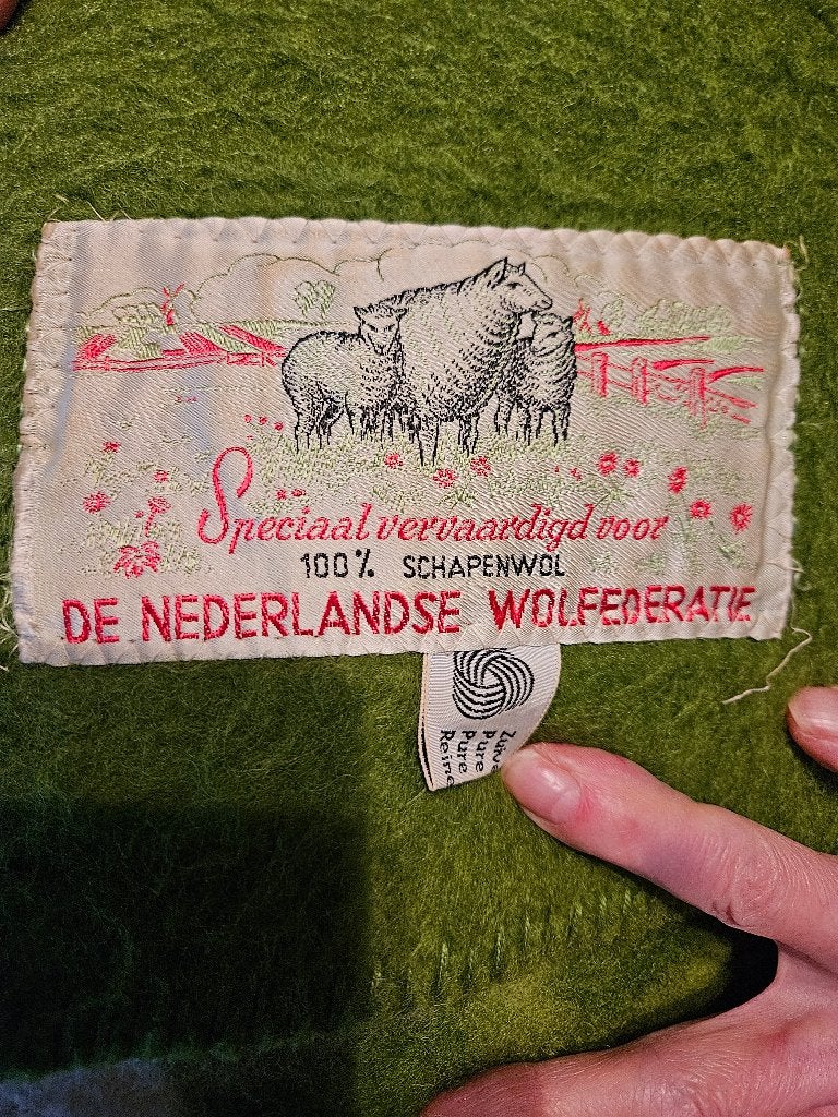 Zuiver scheerwollen deken van de wolfederatie 230x280 z. g., Huis en Inrichting, Slaapkamer | Beddengoed, Tweepersoons, Ophalen of Verzenden
