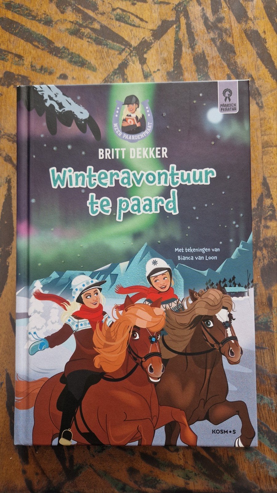 Paardenpraat tv - Britt Dekker - Winteravontuur te paard, Fictie algemeen, Nieuw, Ophalen of Verzenden, Britt Dekker