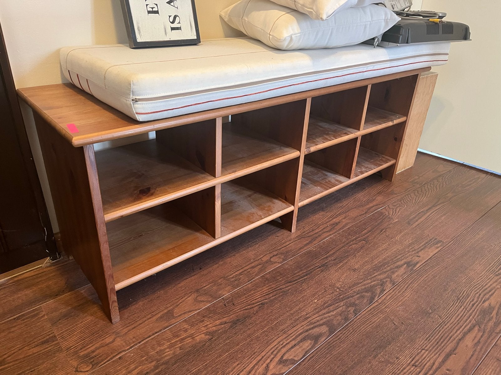 Houten bankje met opbergvakken voor schoenen en kussen, Ophalen, Gebruikt, 150 tot 200 cm, Tweepersoons