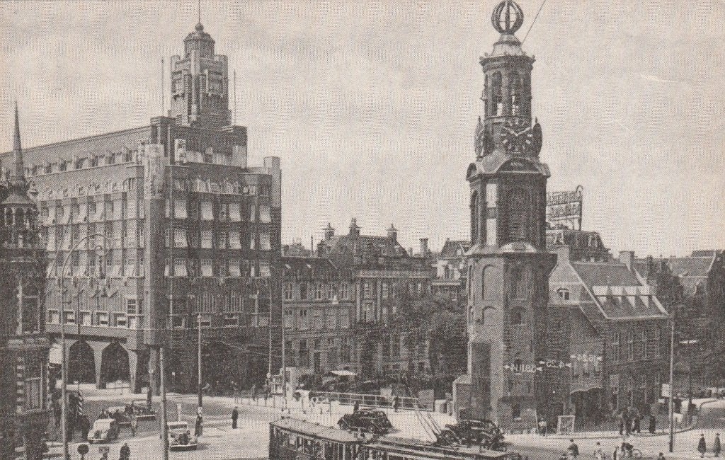 AMSTERDAM Muntplein met Tram, Verzenden, 1940 tot 1960, Ongelopen, Noord-Holland