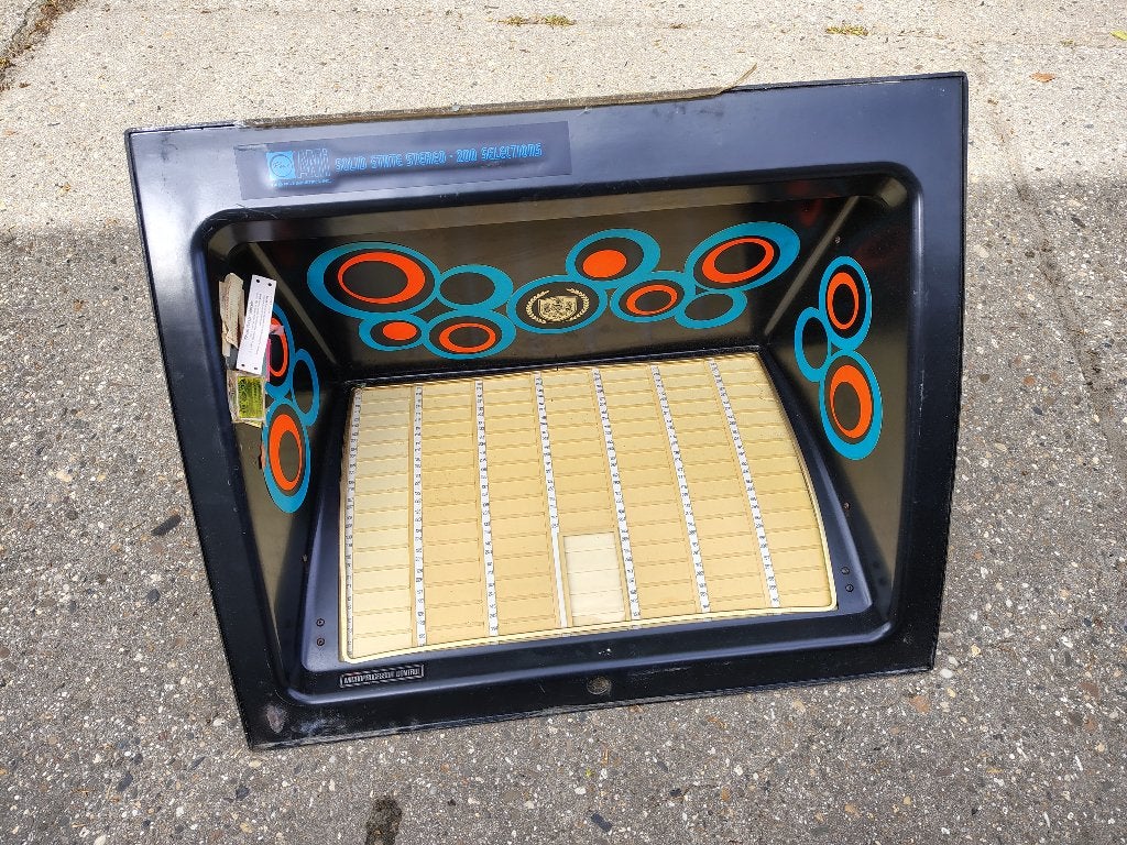 Titelrek / Compleet Rowe-AMi R82 (black magic) jukebox, Ophalen, 1950 tot 1960, Seeburg