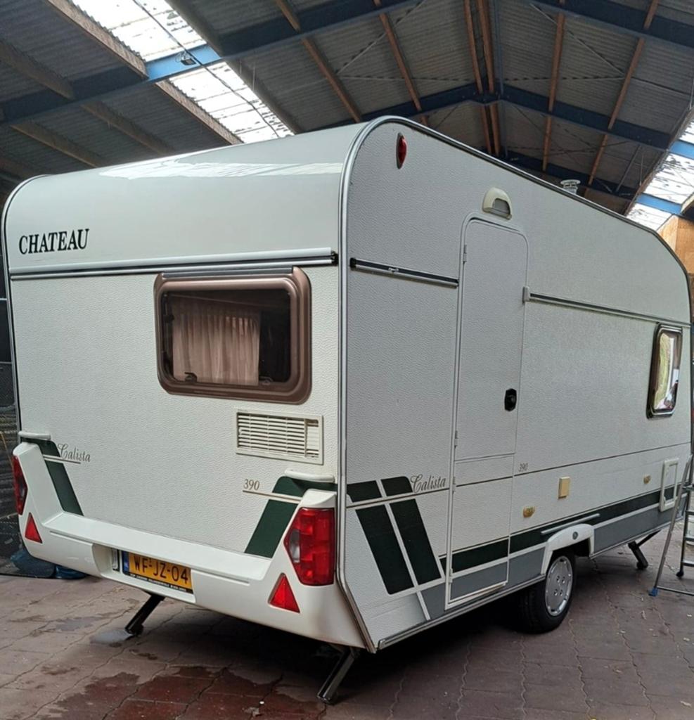 Chateau 390, Caravans en Kamperen, Caravans, Chateau, Treinzit, Particulier, 500 - 750 kg