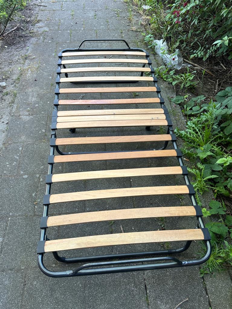 Opklapbed 190x80 cm - Ideaal voor logees, Gebruikt, Eenpersoons, 80 cm, Metaal