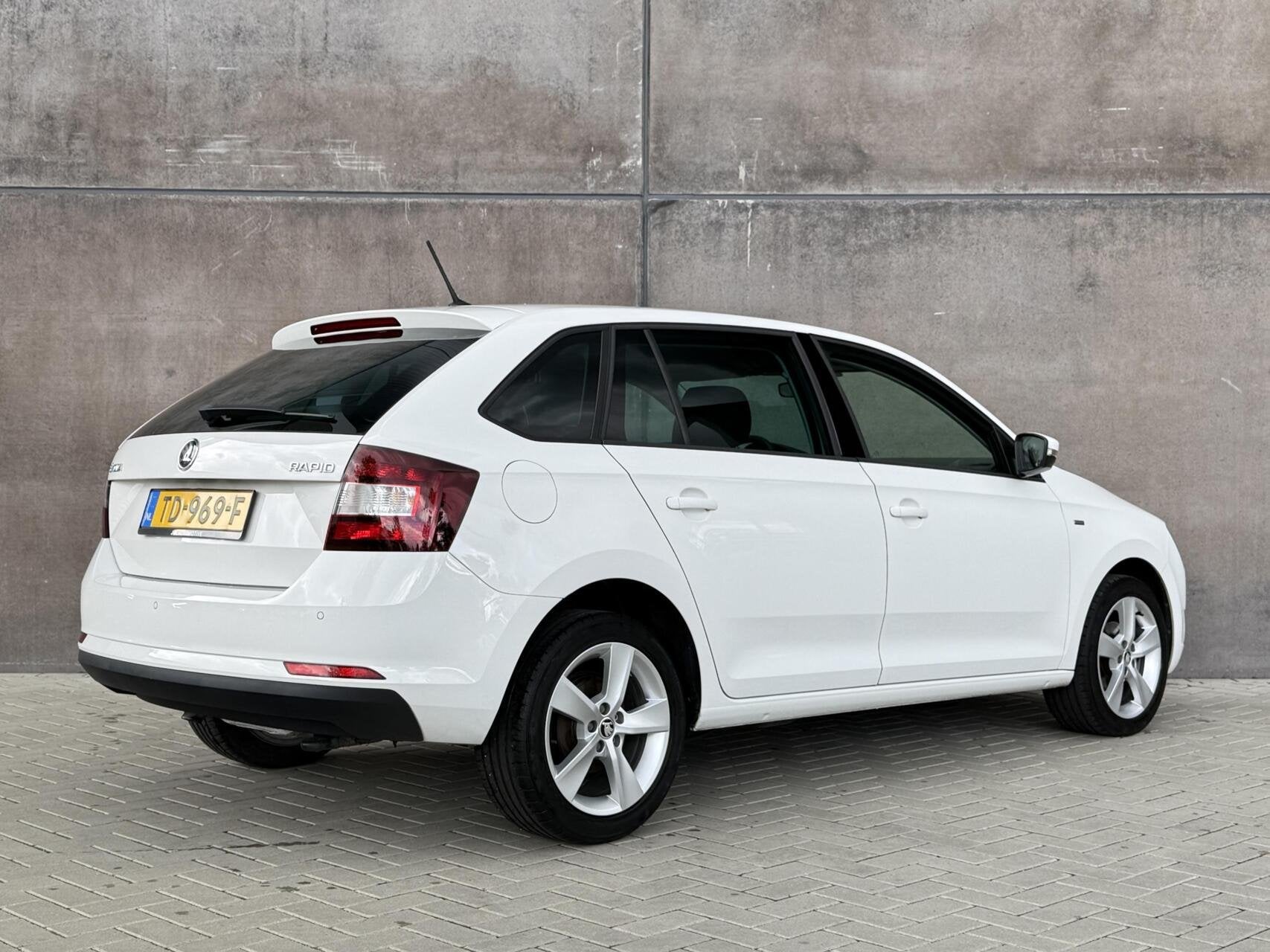 Škoda Rapid
