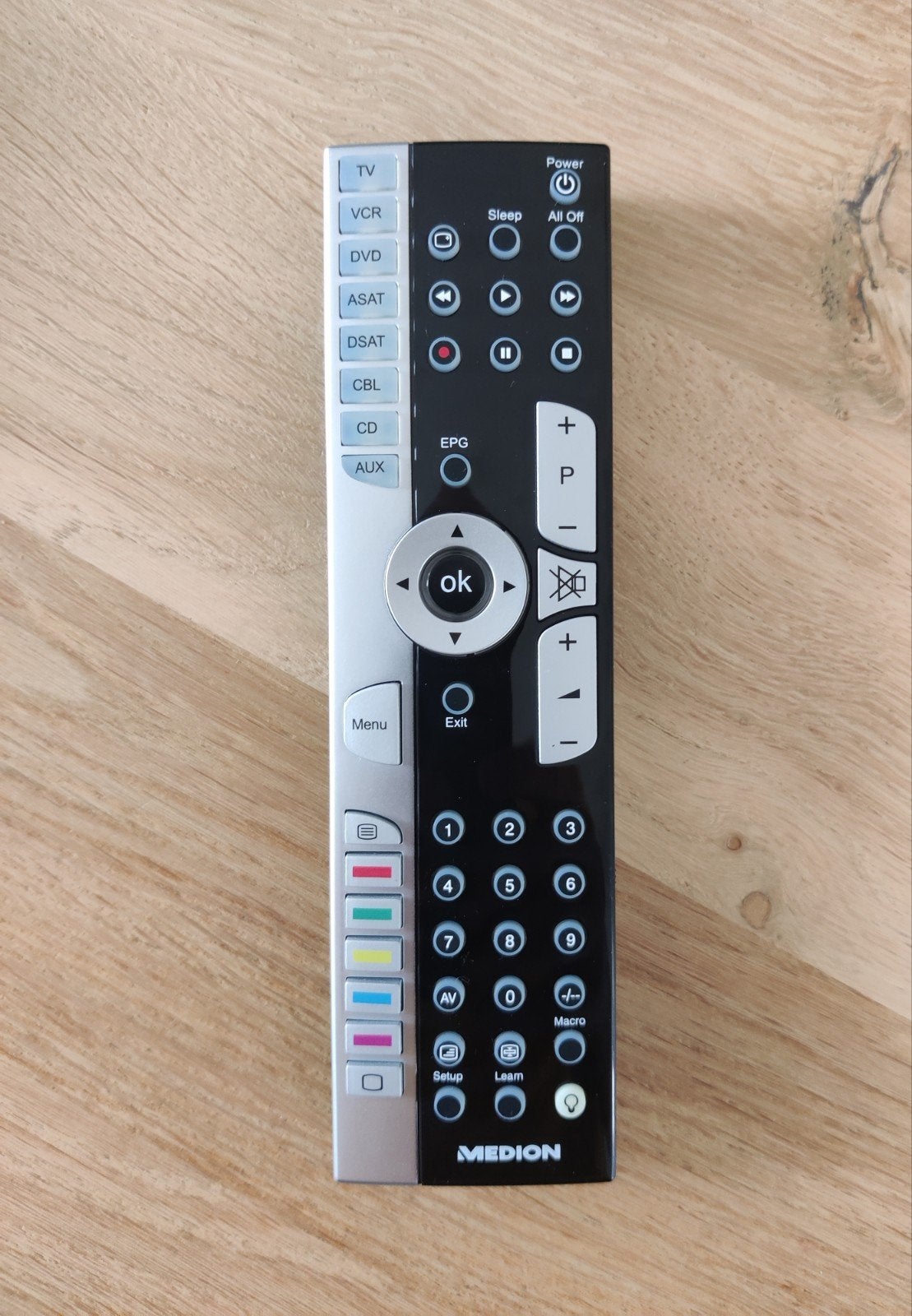 Medion MD 81035 Universele Afstandsbediening, Ophalen of Verzenden, Zo goed als nieuw, Universeel, Game console