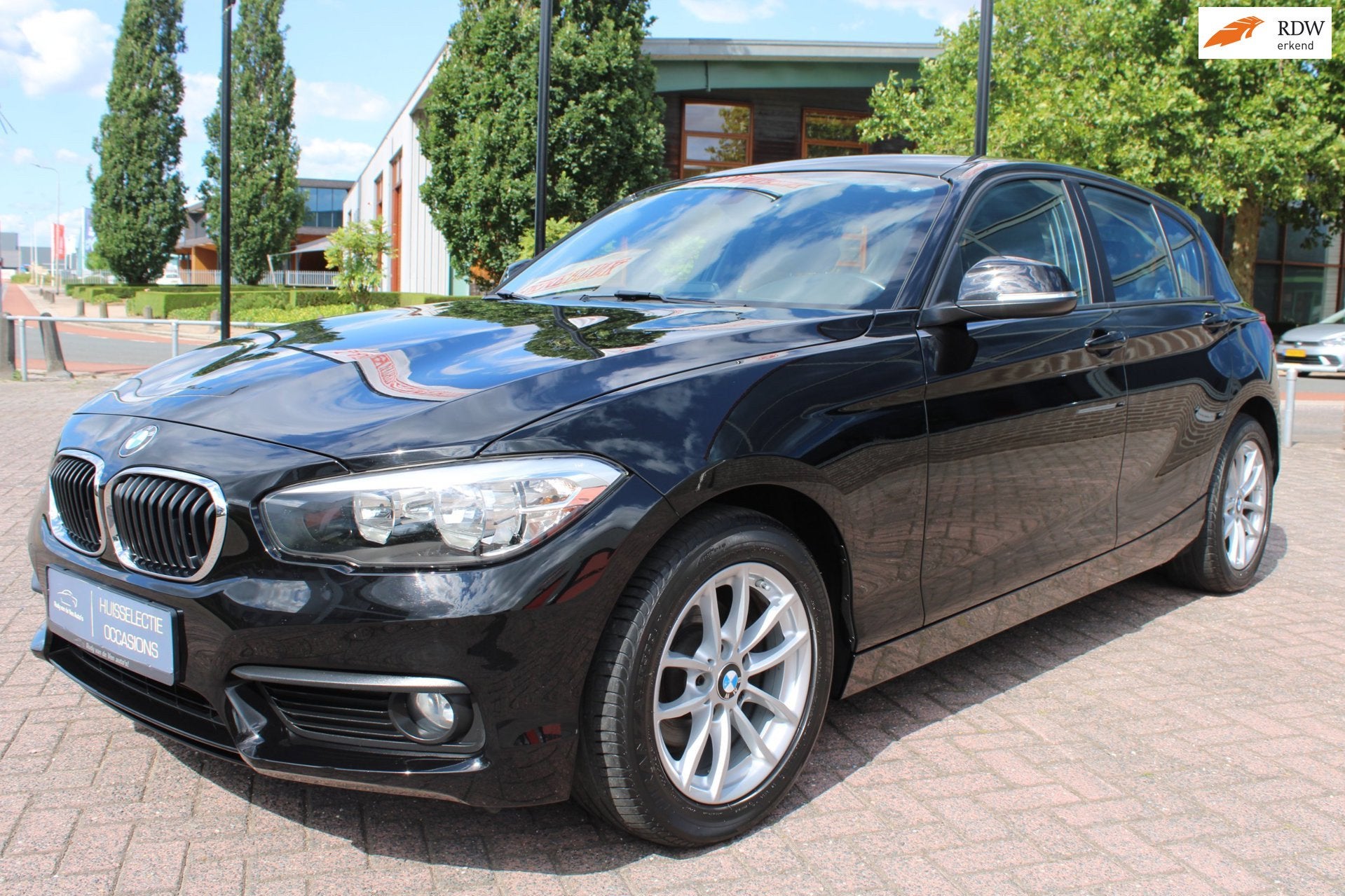 BMW 1-serie 118i Business Line Edition CRUISE CONTROLE STOEL, Auto's, BMW, 1-Serie, Dealer onderhouden, Zwart, Origineel Nederlands