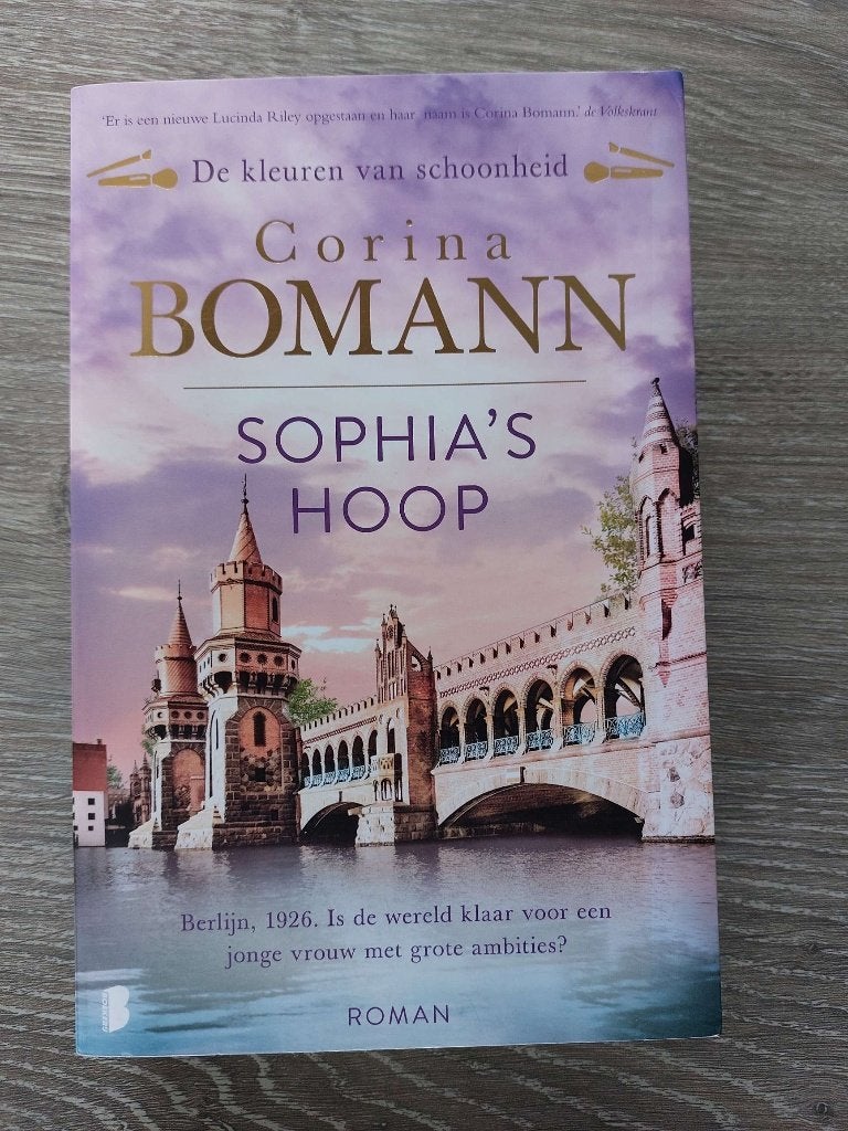 Corina Bomann - Sophia's hoop - 2021, Boeken, Romans, Ophalen of Verzenden, Zo goed als nieuw, Corina Bomann