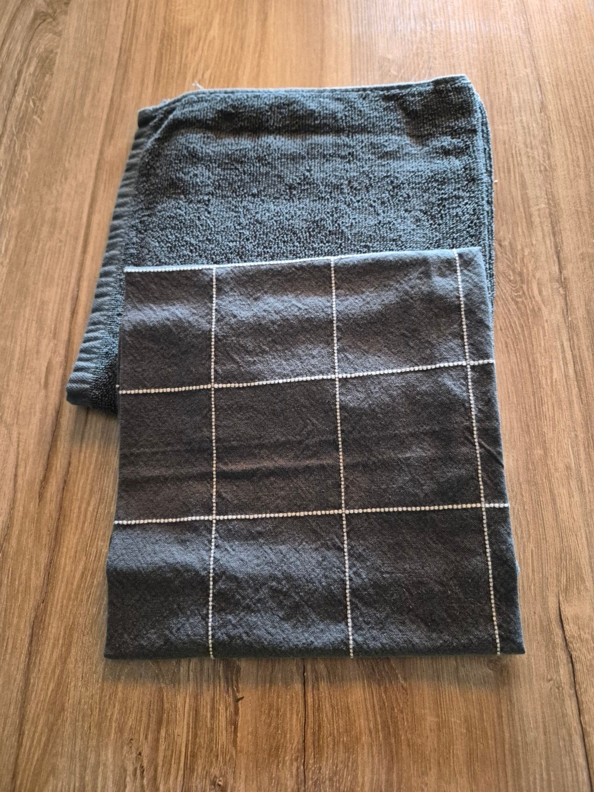 Hema handdoek en theedoek - Groen, Ophalen of Verzenden, Gebruikt, Grijs, Handdoek