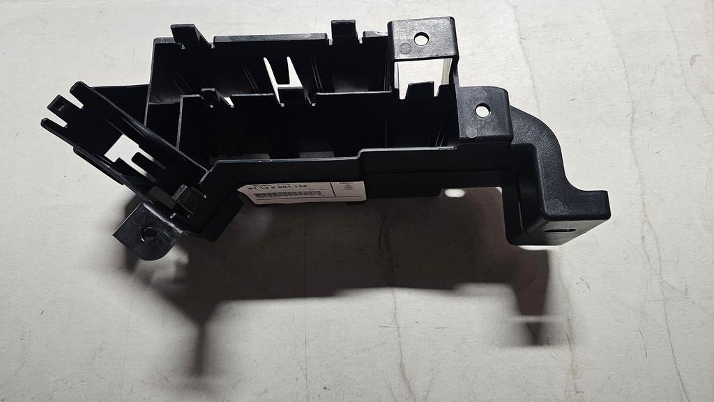 Trekhaak module opberg box BMW 3 / 4 serie G20 G21 G22 G23 +, -, Herkomst onderdeel bekend, -, -