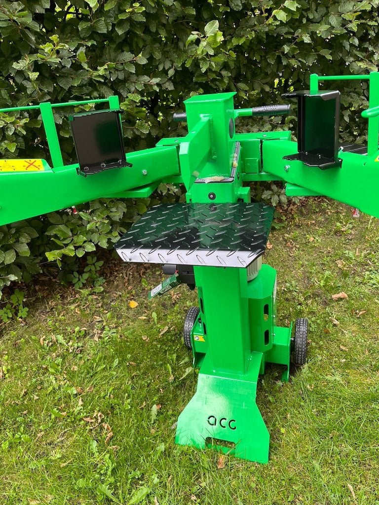 Houtklover 8 ton huren Helvoirt – 230V, Ophalen, Gebruikt