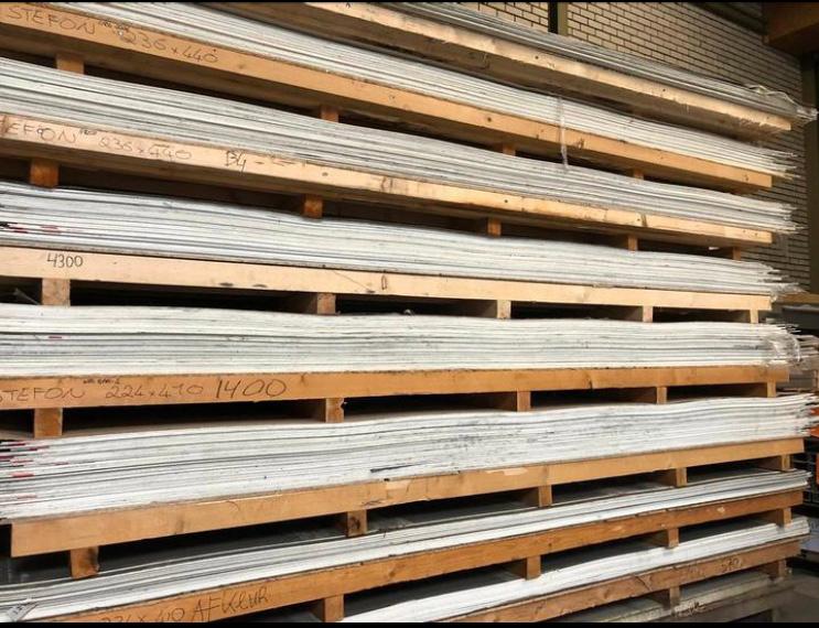 Polyester platen ongeveer 4mm dik, Ophalen, Nieuw, Minder dan 20 mm