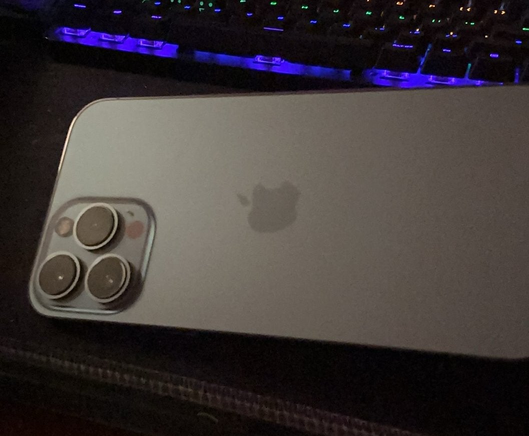 Foto 3 van Iphone 13 pro max