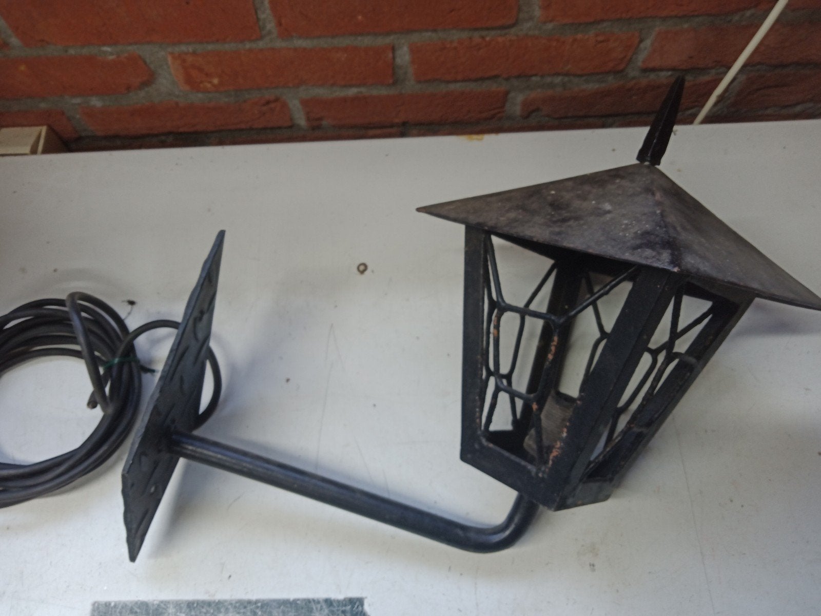 buitenlamp met snoer, Tuin en Terras, Buitenverlichting, Gebruikt, Minder dan 50 watt, Wandlamp, Ophalen of Verzenden