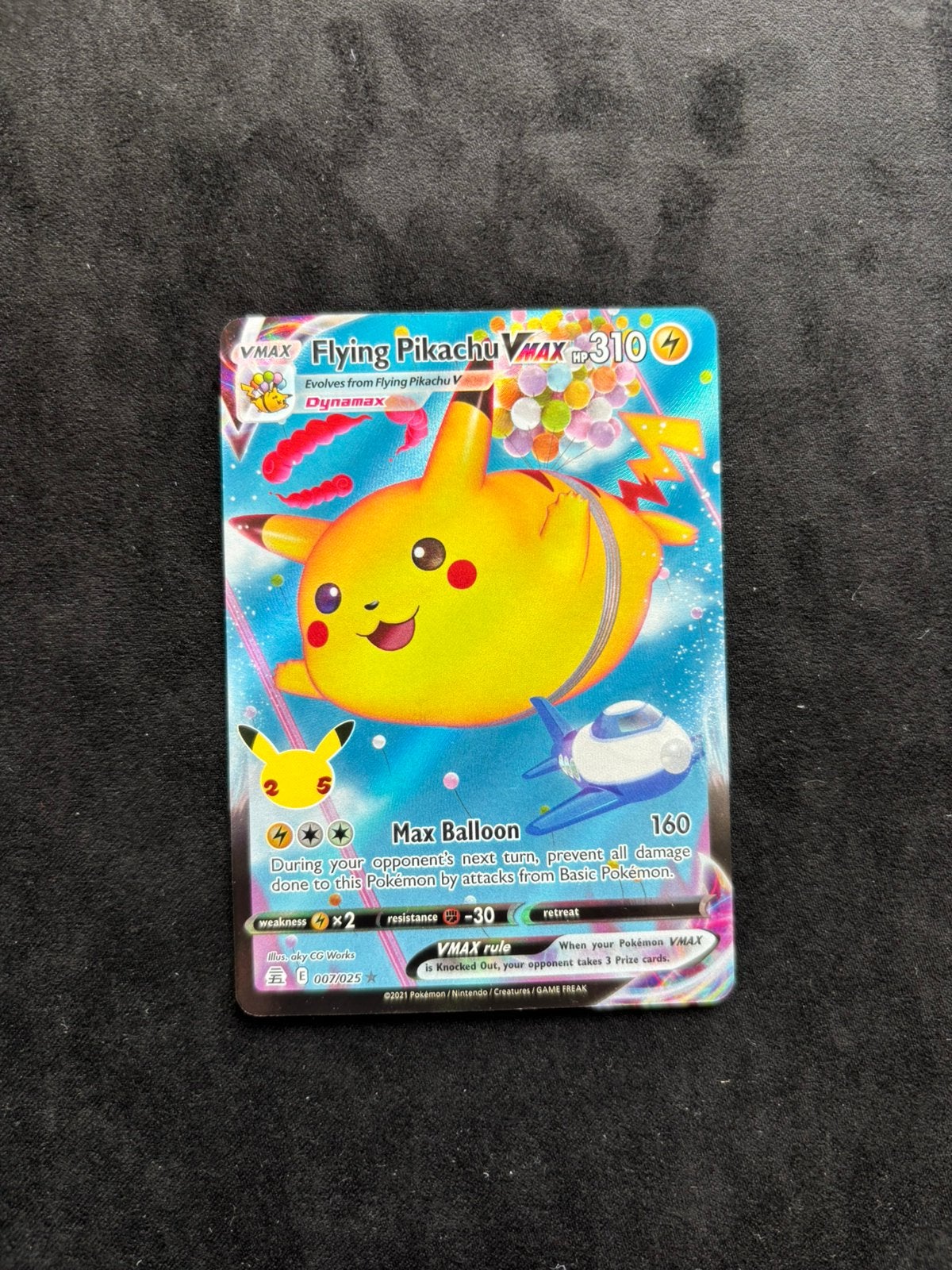 Clb 007 —— Flying Pikachu Vmax, Ophalen of Verzenden, Zo goed als nieuw