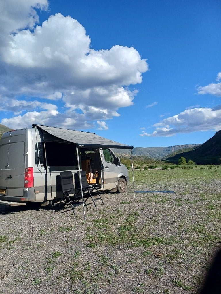 VW Crafter L2H2 2016 | 101k km | off-grid | direct reisklaar, Caravans en Kamperen, Campers, Particulier, tot en met 2, Buscamper of Camperbus