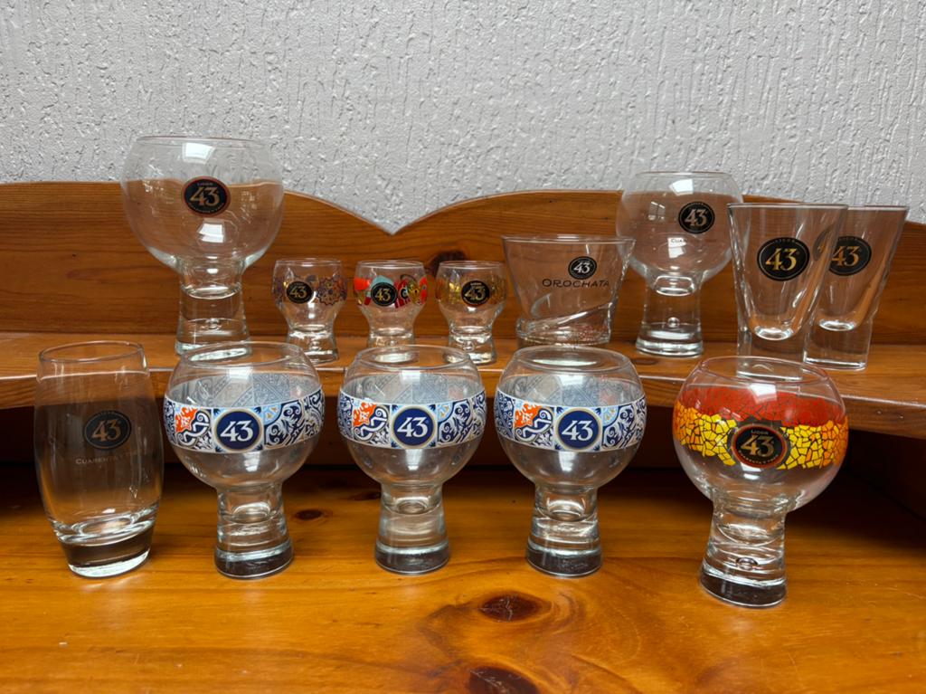 Likeur 43 glazenset - verschillende modellen in één koop, Ophalen, Glas of Glazen, Gebruikt, Glas