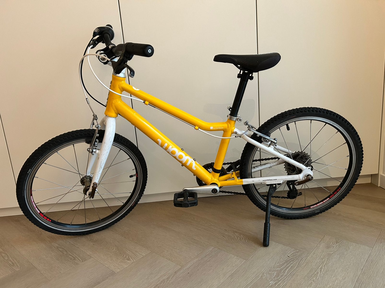 Woom 4 20 inch fiets goede staat, Ophalen, Gebruikt, Velgrem, 20 inch of meer