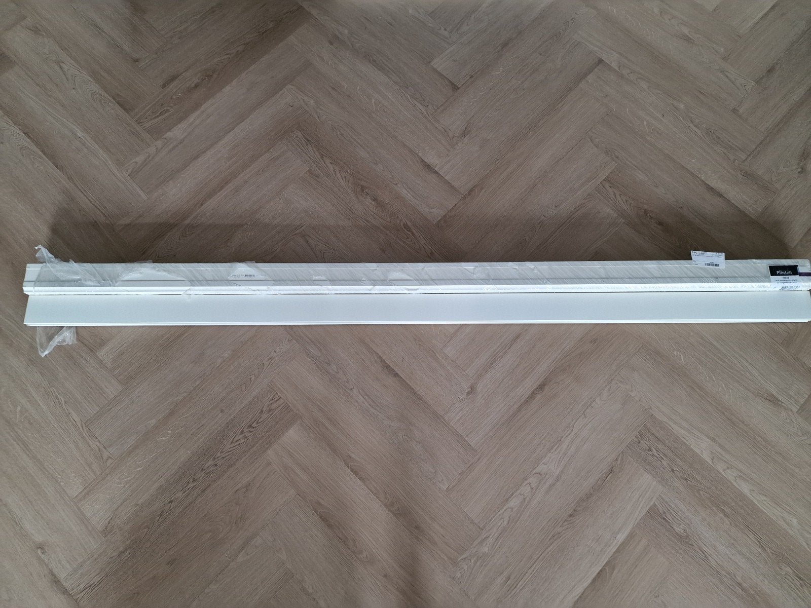 MDF plinten voorgelakt RAL9010, afm H 9cm x D 1,5cm x L 241c, Ophalen, Nieuw, Mdf, 200 tot 250 cm