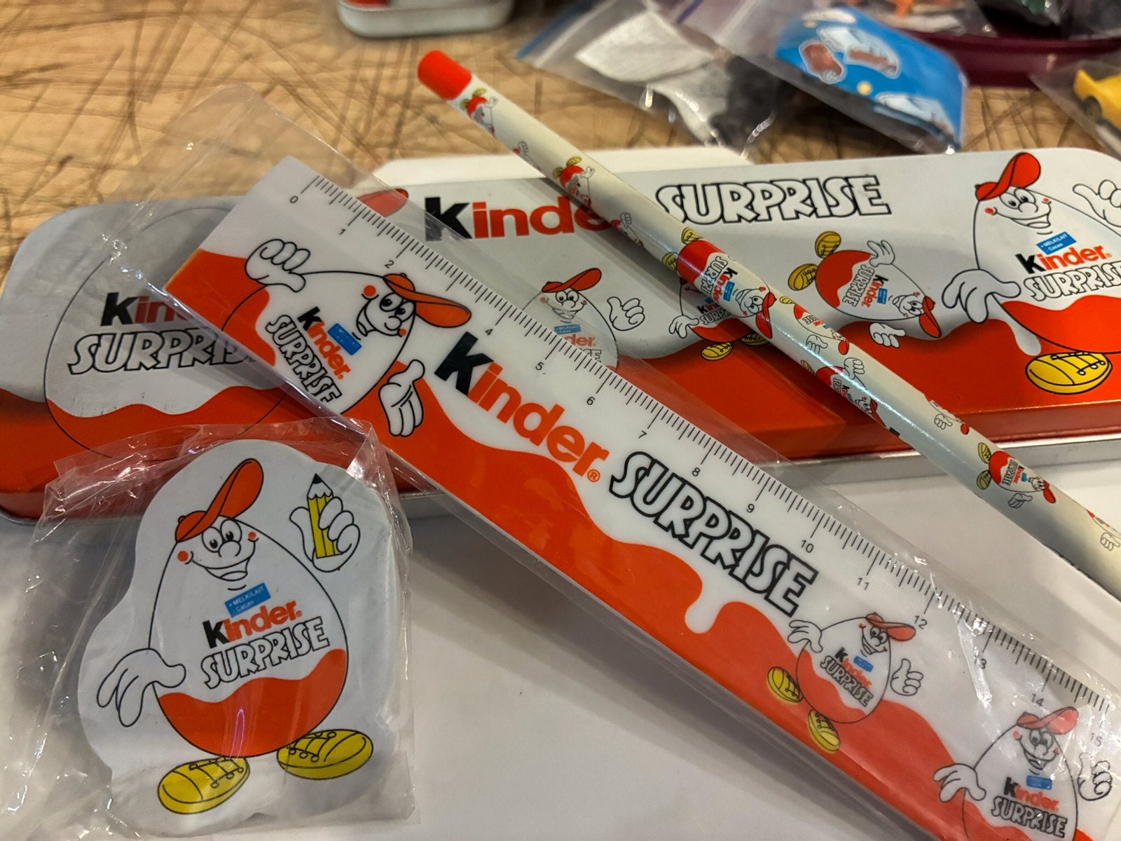 Teken doosje van kinder, Ophalen of Verzenden, Zo goed als nieuw