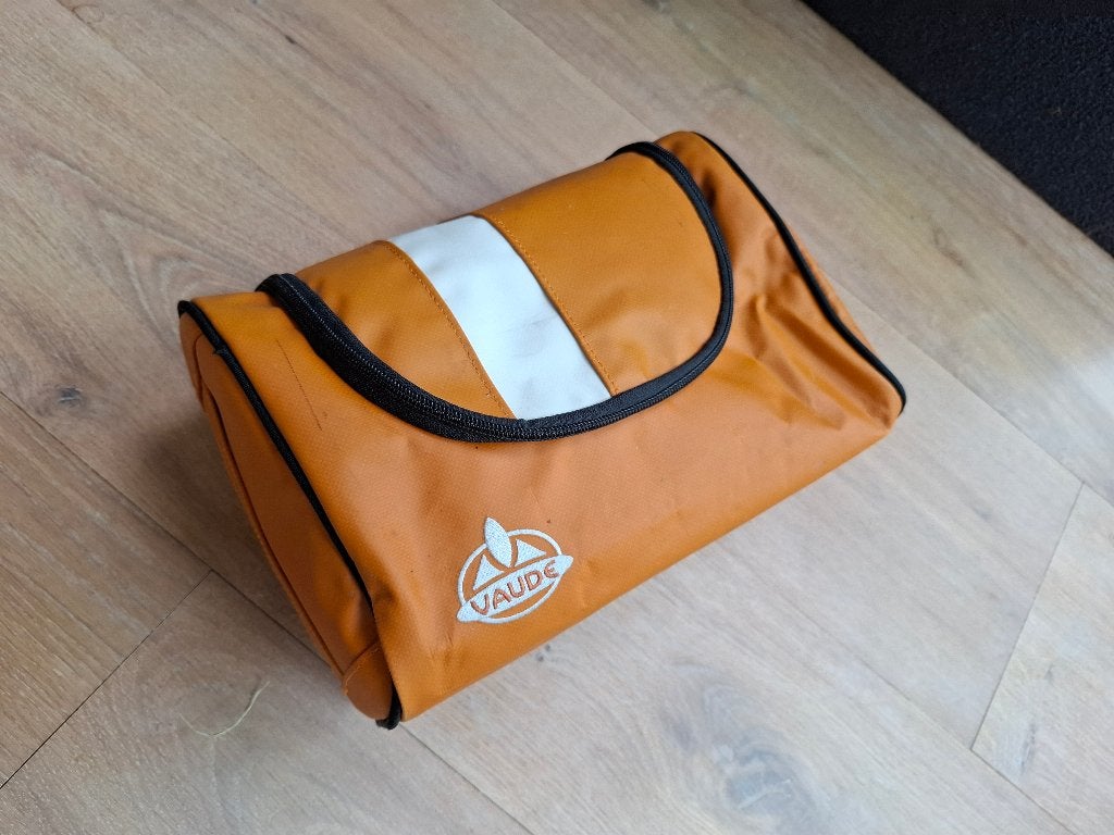 Vaude toilettas, Ophalen of Verzenden, Zo goed als nieuw, Oranje, Heer of Dame