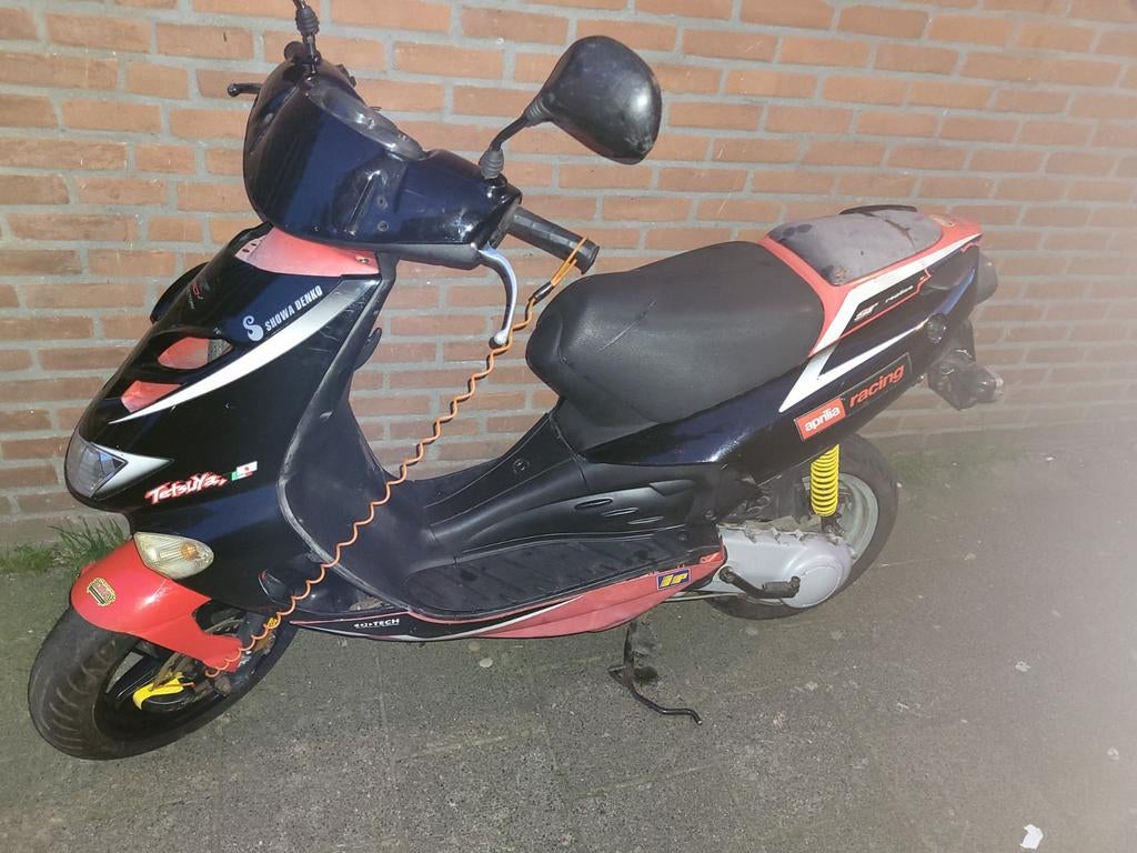 Aprilia sr replica 50r lc tetsuya harada versie, Ophalen, Gebruikt, Maximaal 45 km/u, SR 50