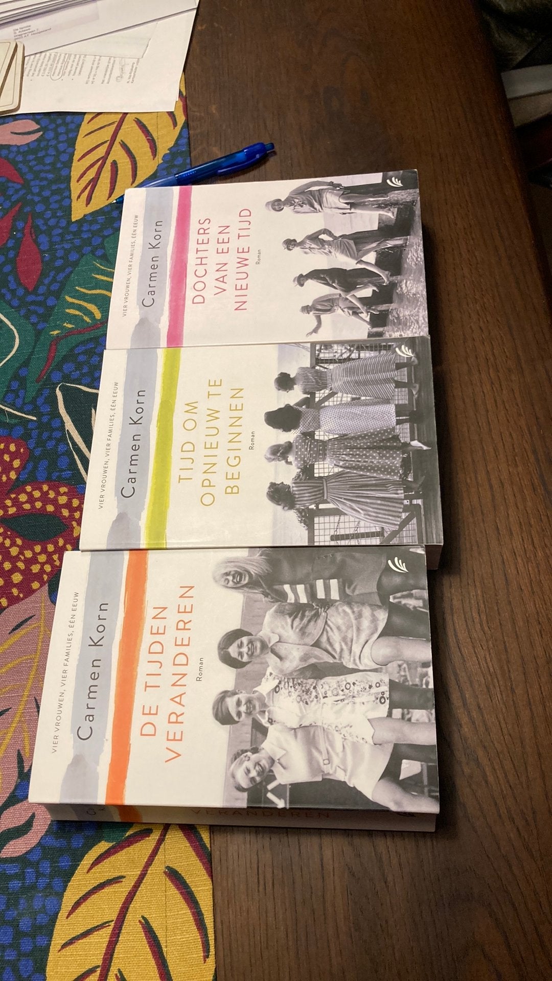 Carmen Korn  Trilogie - Dochters van een nieuwe tijd, Boeken, Gelezen, Ophalen of Verzenden, Europa overig, Carmen Korn