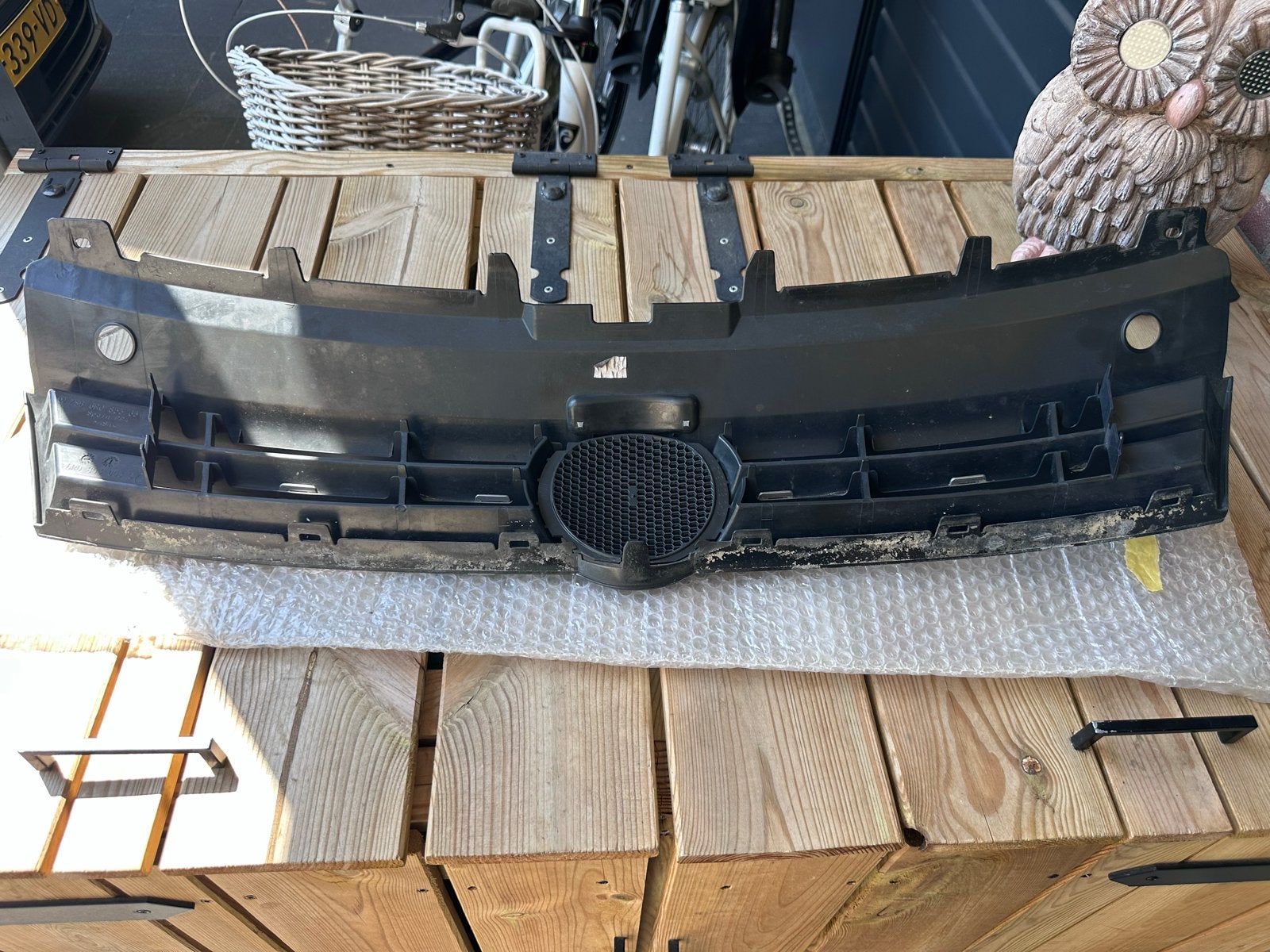 Grille voorbumper Volkswagen polo 6R, Gebruikt, Ophalen of Verzenden, Bumper, Volkswagen