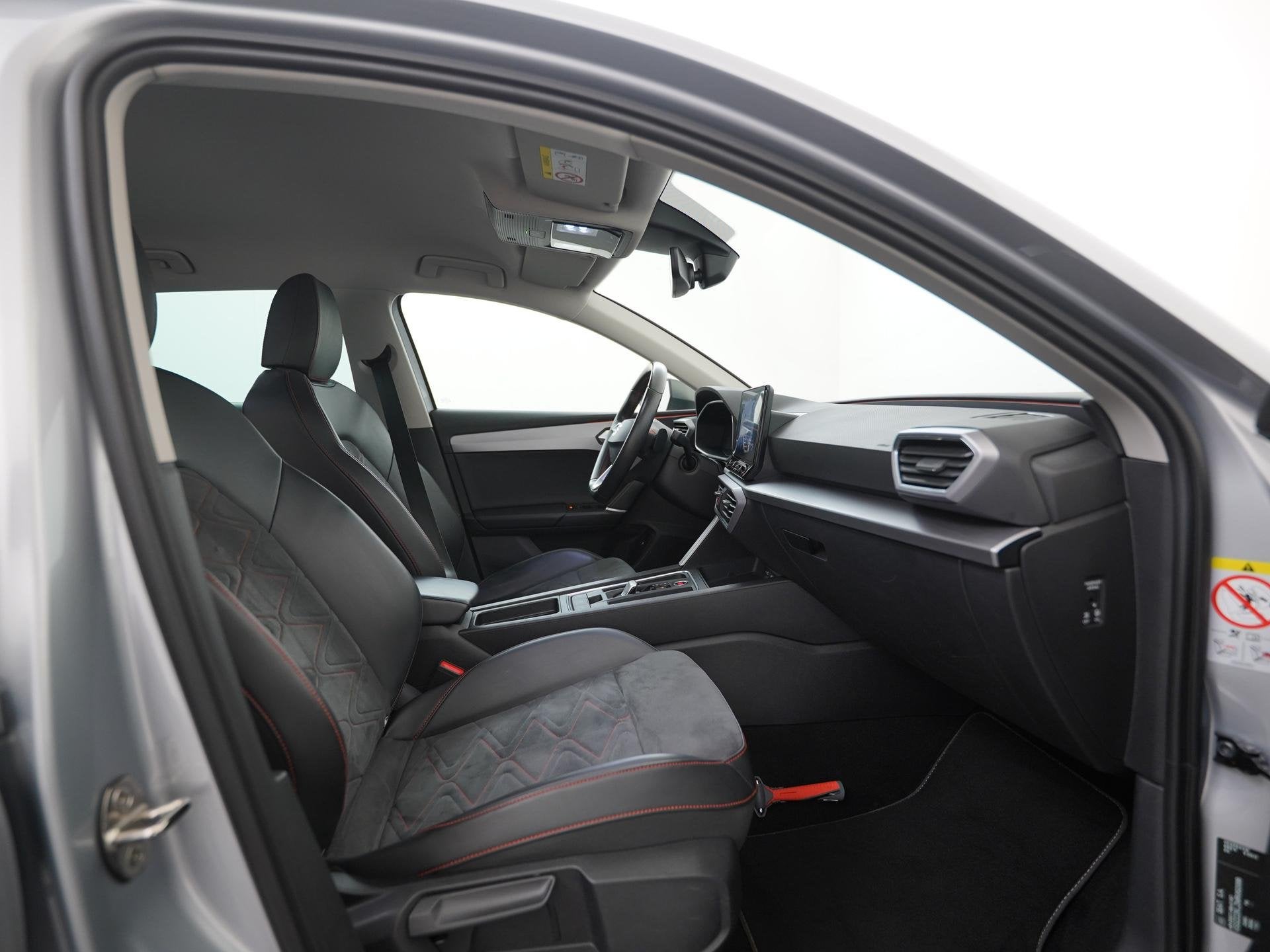 SEAT Leon Sportstourer 1.4 TSI eHybrid PHEV FR Business Inte, Auto's, Seat, Stof, Gebruikt, 4 cilinders, Leon