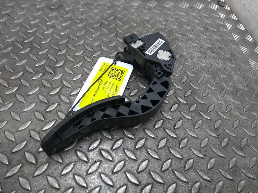 RENAULT TRAFIC GASPEDAAL SENSOR 2016, Ophalen of Verzenden, Gebruikt, Stiba lid
