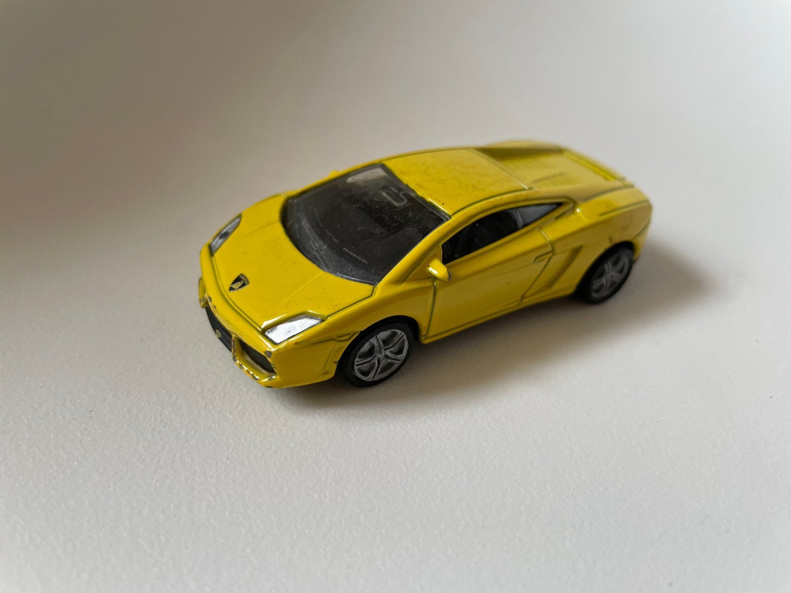 model Lamborghini Gallardo Geel, Siku, 1/50, Ophalen of Verzenden, Gebruikt, Auto, SIKU