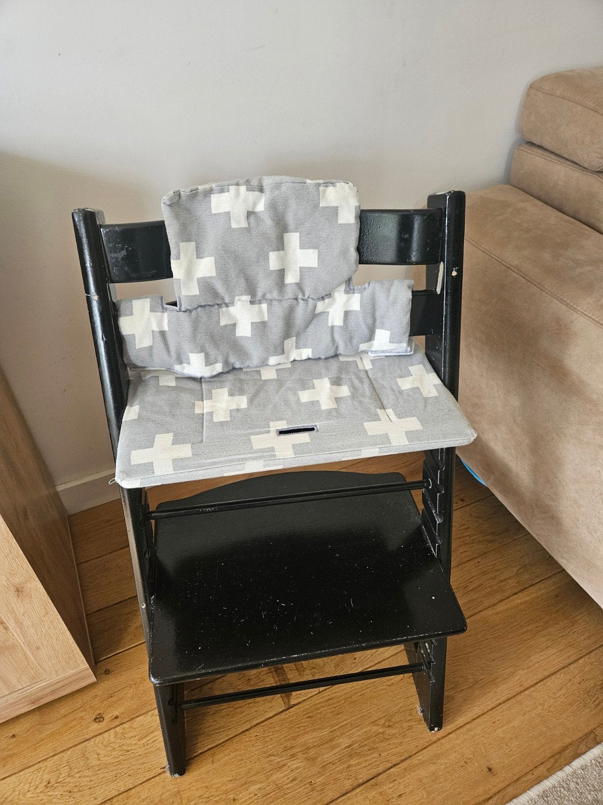 Stokke Tripp Trapp stoel met kussentjes - opknapper, Kinderen en Baby's, Kinderstoelen, Ophalen, Gebruikt, Meegroeistoel
