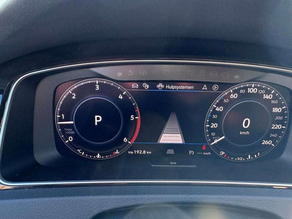 Foto 17 van Volkswagen Golf Variant R-line 7-DSG (Inruil mogelijk)