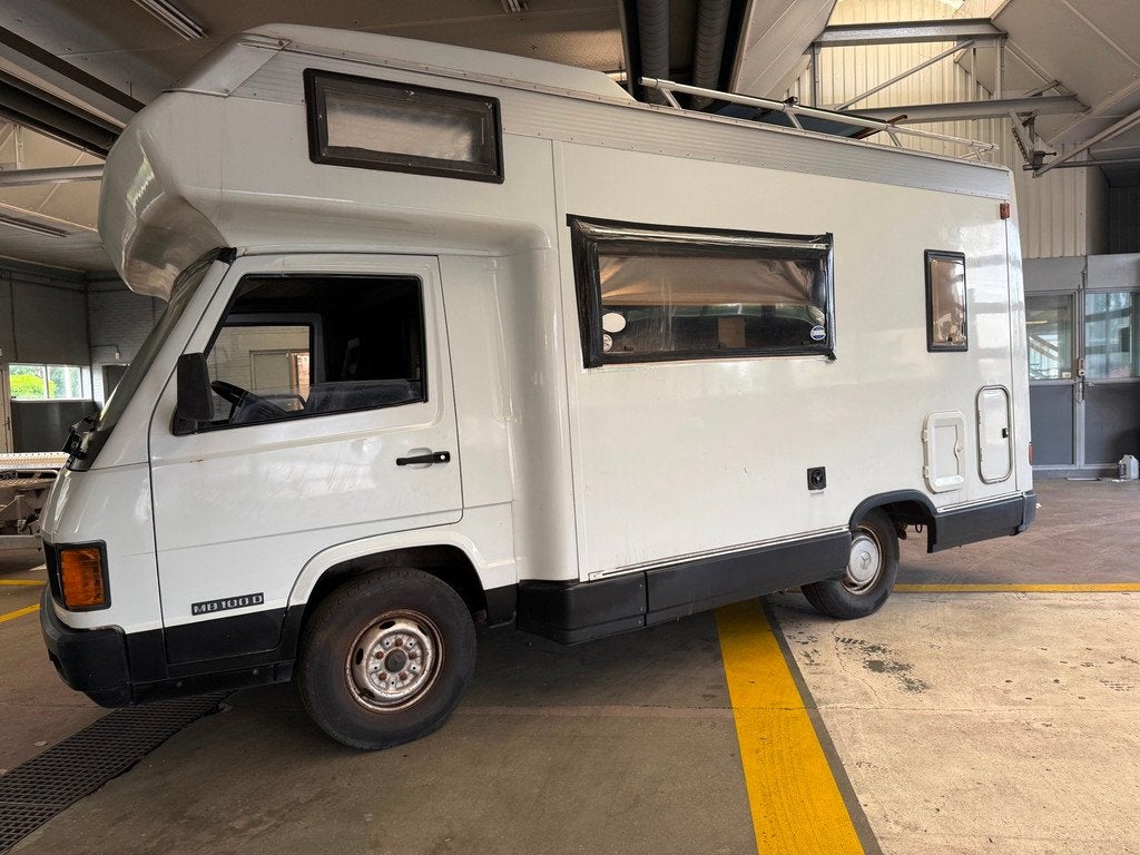 Mercedes-Benz MB100D-L * 4 slaapplaatsen * Luifel * Zonnepan, Alkoof, Bedrijf, Bedrijvenpark twente noord 92
7602 ks  Almelo, NL