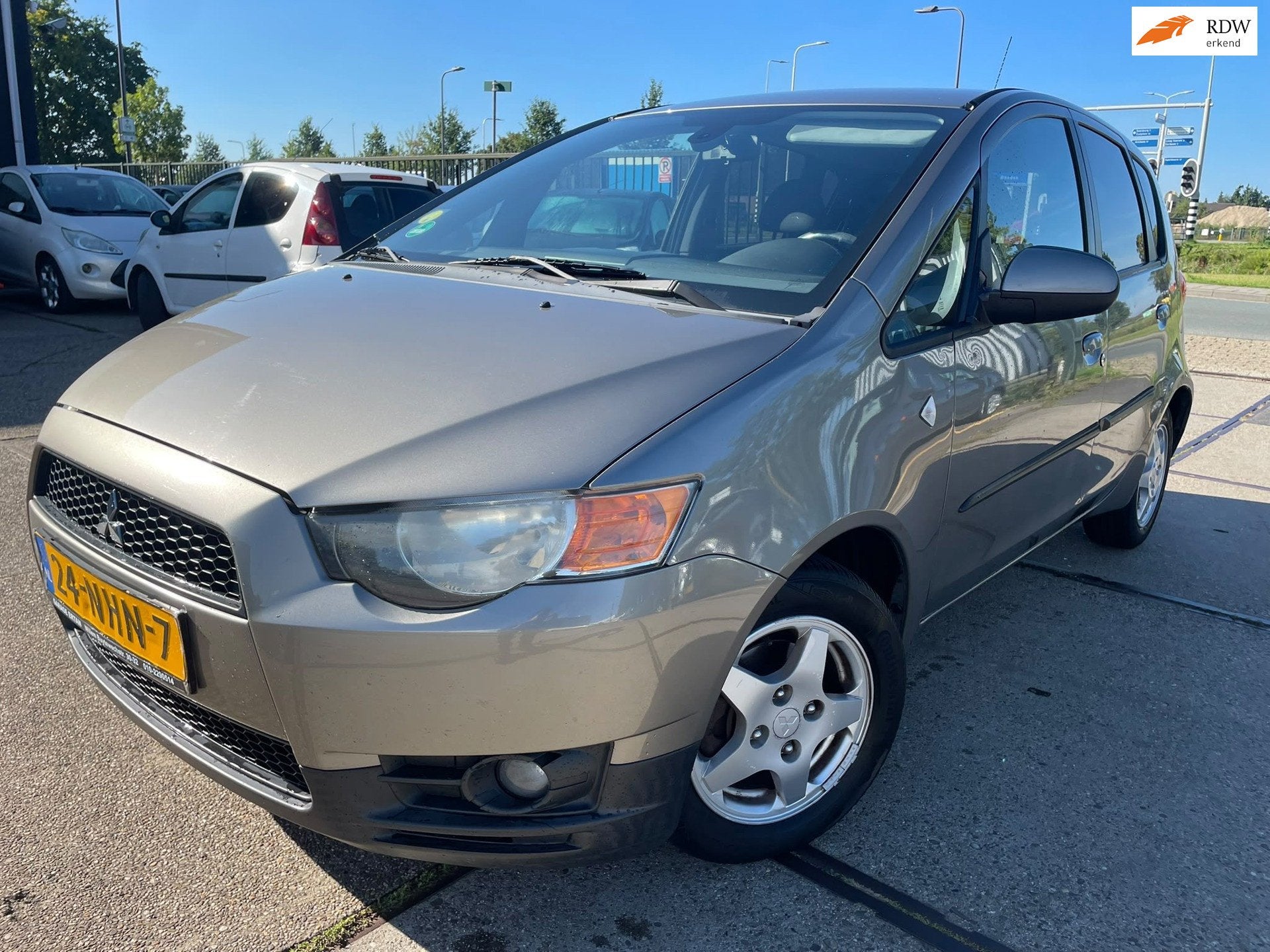 Mitsubishi Colt 1.3 Edition Two, Auto's, Voorwielaandrijving, Gebruikt, 31 €/maand, Verwarmde buitenspiegels