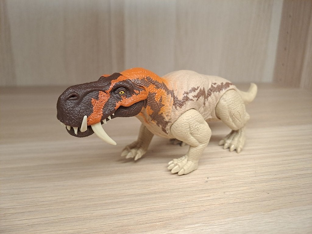 Jurassic World Rebirth Inostrancevia, Kinderen en Baby's, Speelgoed | Actiefiguren, Ophalen of Verzenden, Zo goed als nieuw